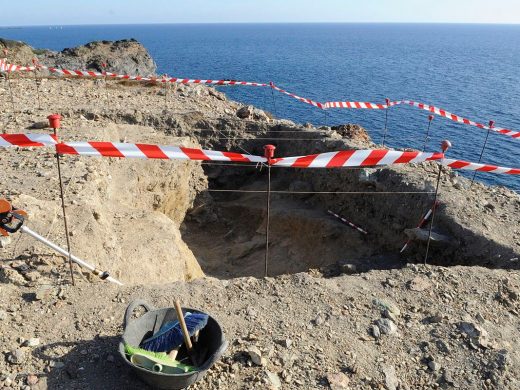 (Fotos) Sa Mitja Lluna, una mina prehistórica de la edad del bronce en la Illa d’en Colom