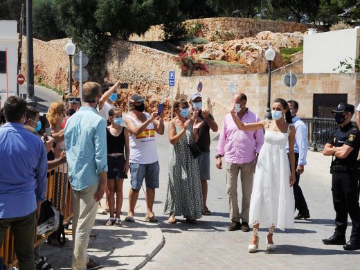 (Fotos) Apoyo de SSMM a la industria local y a la candidatura de Menorca como Patrimonio Mundial