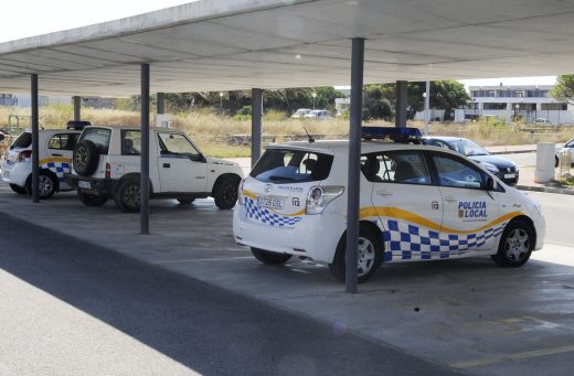 Un domingo movido para la Policía Local de Ciutadella (Foto: Menorc@aldia).