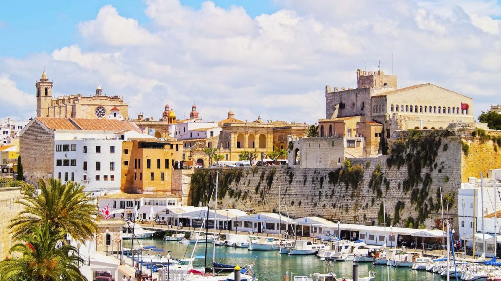 Ciutadella fue uno de los puntos turísticos con mayor grado de ocupación en julio (Foto: Turismo de Menorca)