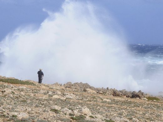 (Fotos y vídeo) El viento alcanza los 93Km/h