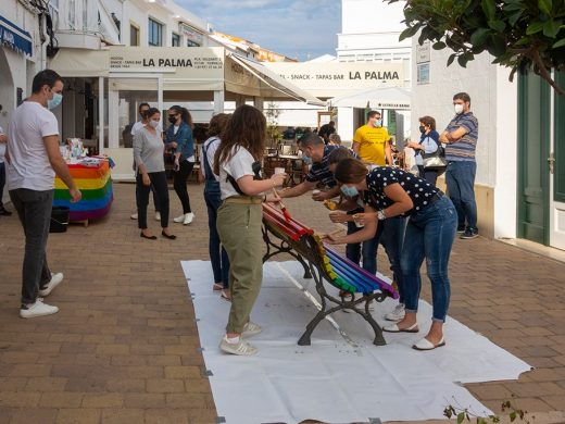 (Galería de fotos) El arco iris luce en bancos de Es Mercadal y Fornells