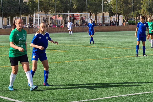 Acción del partido entre el Santa Ponça y el Sant Lluís (Foto: CCE Sant Lluís)