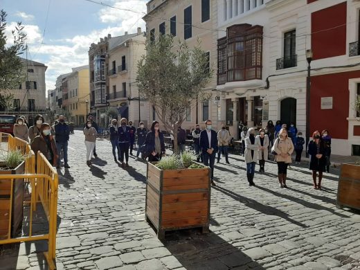 Apoyo en Menorca al Día Internacional por la Eliminación de la Violencia contra la Mujer