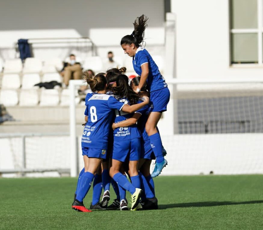 Celebración de un gol del Sant Lluís (Foto: CCE Sant Lluís)