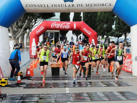 (Galería de fotos) Pasión por el atletismo en Sant Lluís