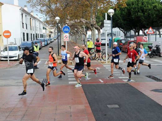 (Galería de fotos) Pasión por el atletismo en Sant Lluís