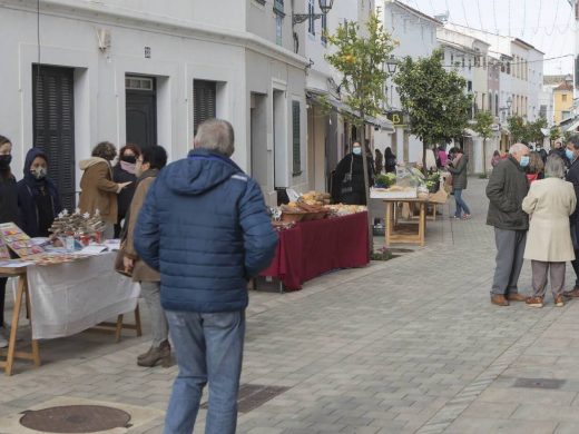 (Galería de fotos) Es Mercadal ya vive la Navidad