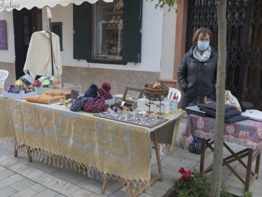 (Galería de fotos) Es Mercadal ya vive la Navidad