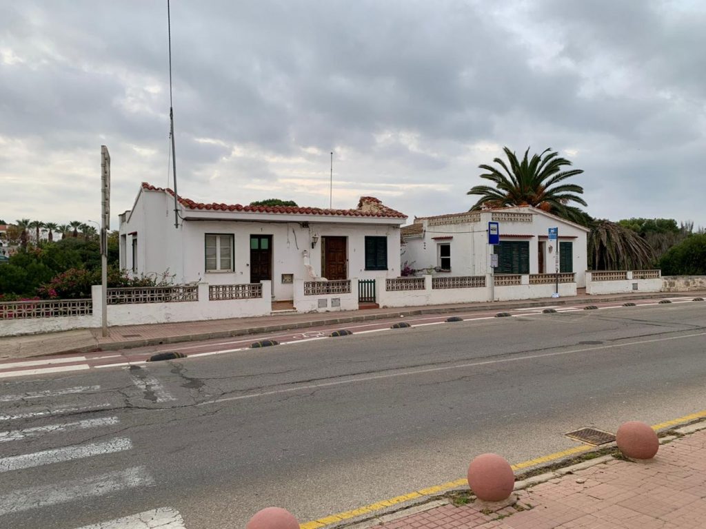 Imagen de las casas que serán derribadas (Foto: Ajuntament de Ciutadella)