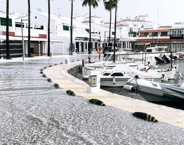 Imagen captada desde el restaurante La Pascana en el Lago de Cala'n Bosc (Foto: Fabiana Vargas)