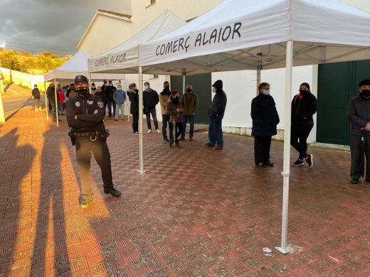 (Fotos) Respuesta masiva contra la Covid en Alaior