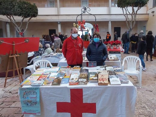 (Galería de fotos) Es Castell vive su “Mercat de Nadal”