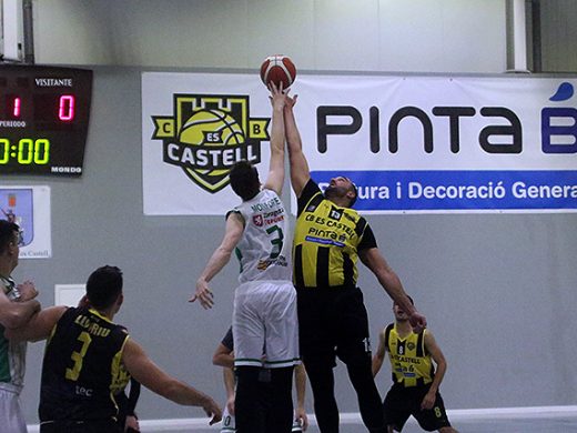 (Fotos) El Pinta B Es Castell sigue en caída