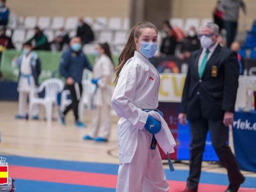 (Fotos) Queralt Capó, plata en la Liga Nacional de karate