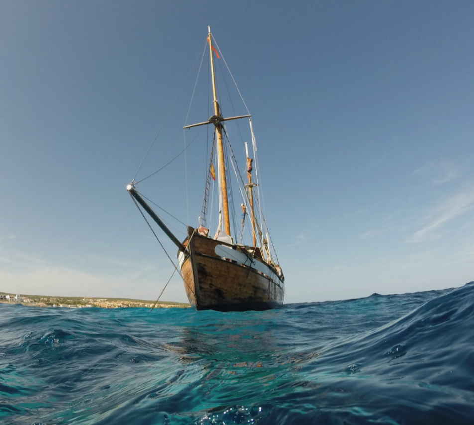 El premio es navegar en este barco