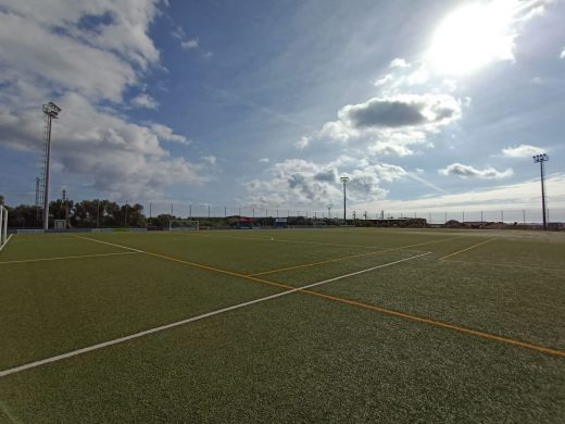Campo de fútbol de Bintaufa.