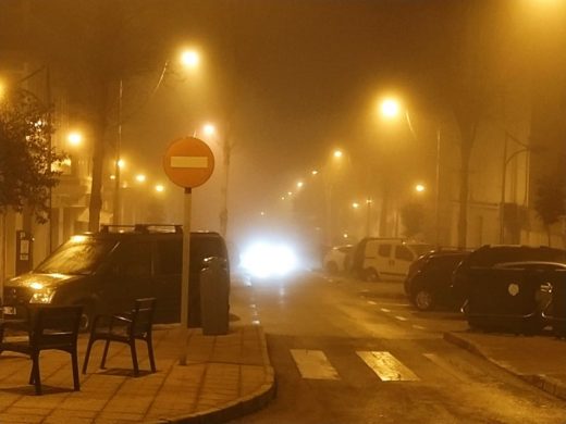 (Fotos) La niebla obliga a modificar los primeros vuelos para salir de Menorca