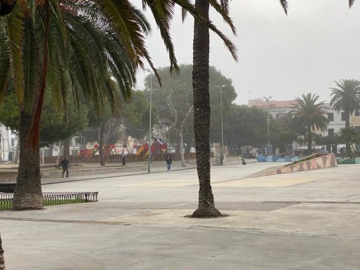 Menorca oculta bajo la niebla