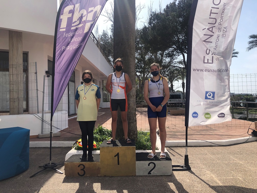 Djamila López, en el podio en Sant Antoni de Portmany.