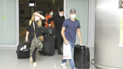 Turistas llegando a Menorca.