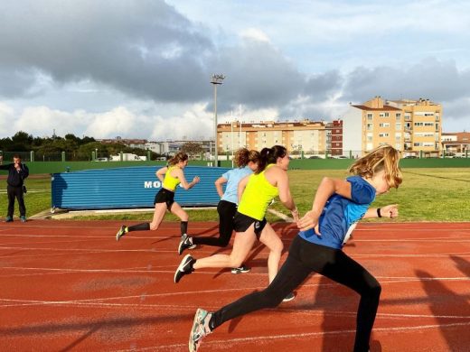 (Fotos) “Lita” López bate el récord de España de 80 metros vallas en máster 45