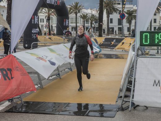 (Galería de fotos) Mitja Marató de Fornells: lluvia, viento y acento mallorquín