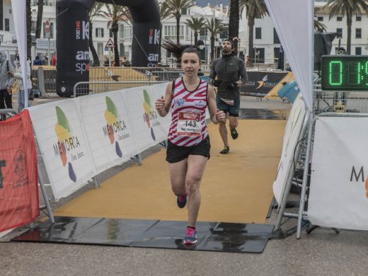 (Galería de fotos) Mitja Marató de Fornells: lluvia, viento y acento mallorquín