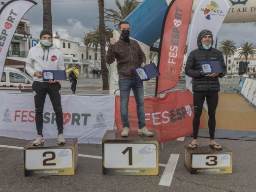 (Galería de fotos) Mitja Marató de Fornells: lluvia, viento y acento mallorquín