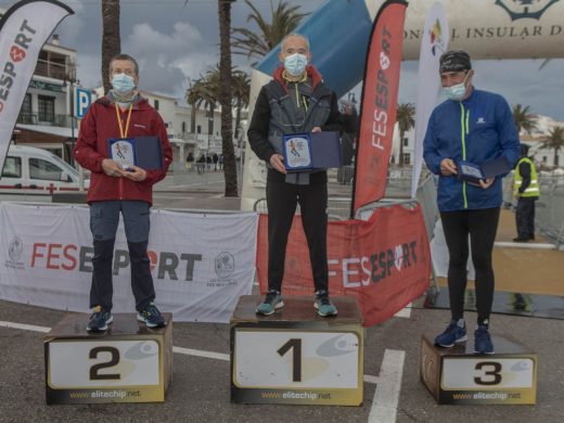 (Galería de fotos) Mitja Marató de Fornells: lluvia, viento y acento mallorquín