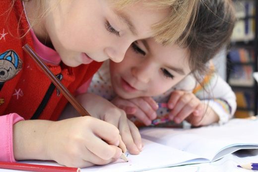 Niñas en la escuela