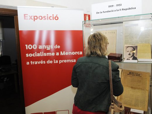 El PSOE de Menorca  expone 100 años de historia