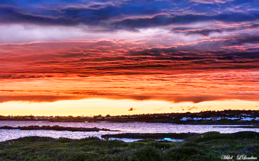 Atardecer en Binisafua (Foto: Mikel Llambías)