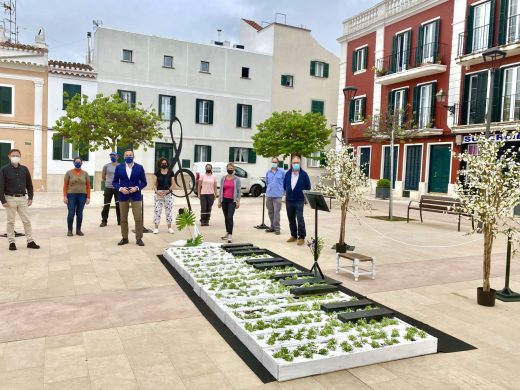 (Fotos) Alaior llena sus calles de flores