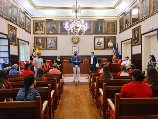 (Fotos) Maó rinde tributo al junior del Alcázar