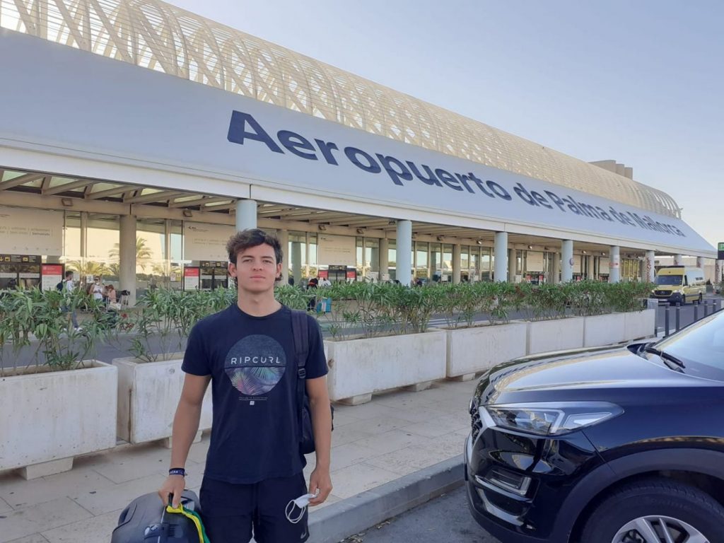 David Ponsetí, en el aeropuerto de Palma.