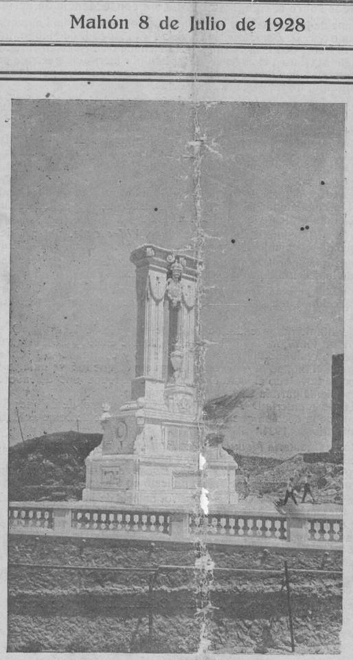 Monumento de recuerdo en la cima de Monte Toro