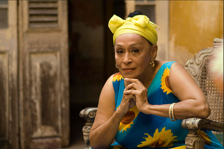 Omara Portuondo.