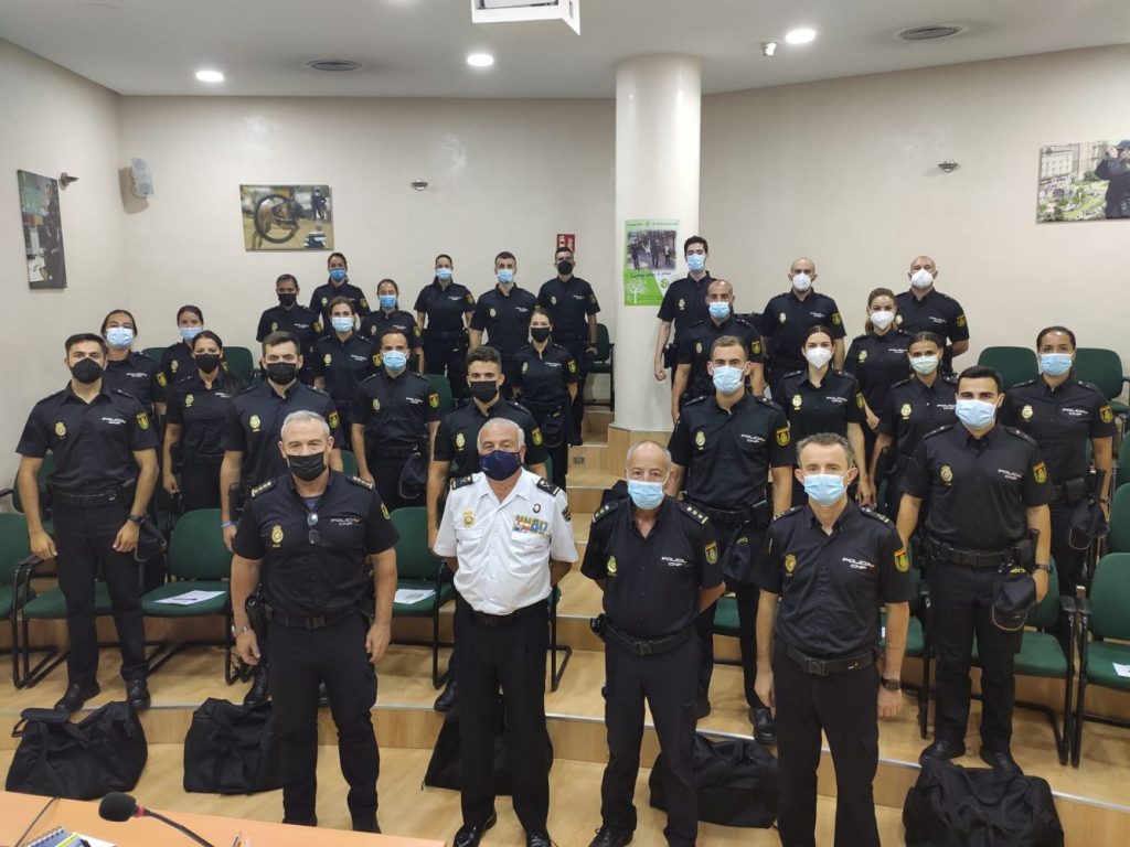 Acto de presentación de los nuevos policías en Palma.