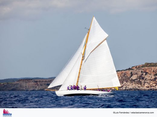 Yanira, Marigan, F Jord III y Calima al frente de la Copa del Rey de Barcos de Época