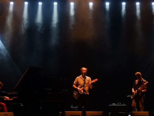 (Fotos) Los Planetas entusiasman a un Teatre Principal lleno