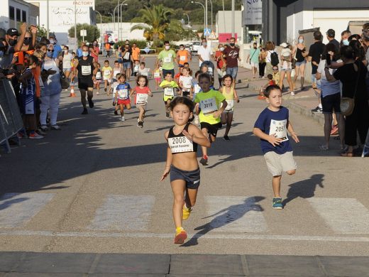 (Fotos) Joan Solé y Maria Pallicer triunfan también en las Curses Populars de Ferreries