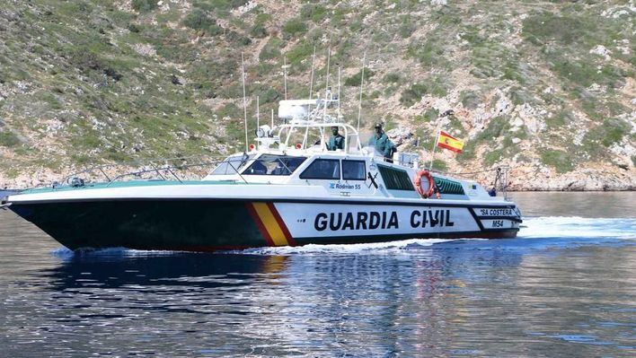 Embarcación costera de la Guardia Civil.