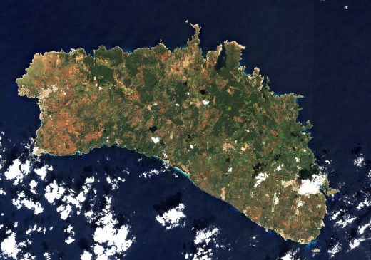 Imagen aérea de Menorca (Foto: @UEspai)