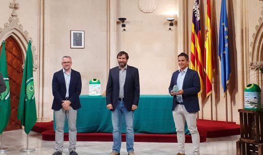 Josep Juaneda, presidente del Consorcio, ha recogido el galardón