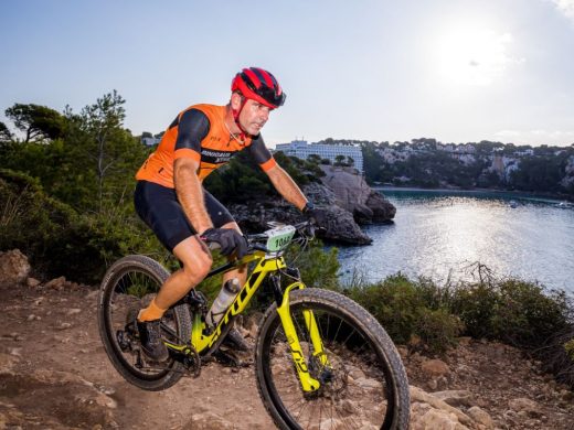 (Fotos) Allés repite triunfo y Esteve debuta con victoria en la October Trail Menorca