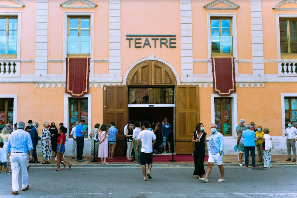 Teatre Born.