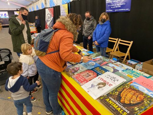 (Fotos) Empieza la gran fiesta del libro en catalán