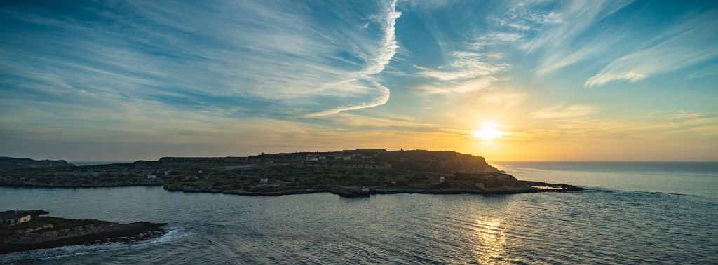 Es Mercadal y el aeropuerto registraron las temperaturas más altas desde 2009 y 1965 respectivamente