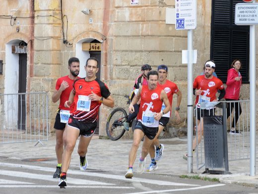 (Fotos) Maria Pallicer y Tòful Moll reinan en Ciutadella